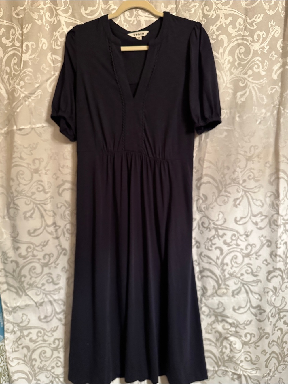 Boden Navy V-Neck Short Sleeve Midi Dress